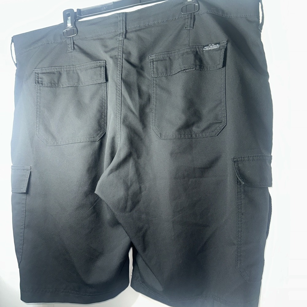 Lee Mens Extreme Comfort Lightweight Shorts Black Size 42 - Picture 7 of 8